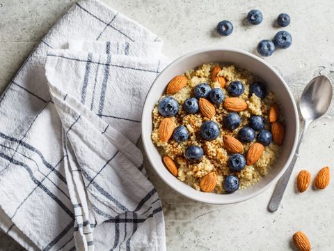 Warm Quinoa & Berry Breakfast Bowl Recipe